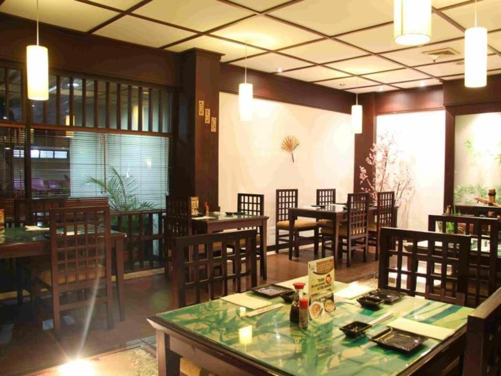 Regent'S Park Hotel Malang Exteriér fotografie