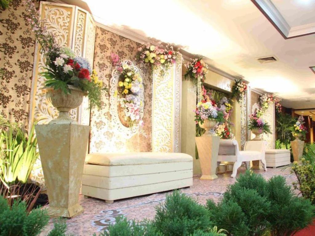 Regent'S Park Hotel Malang Exteriér fotografie