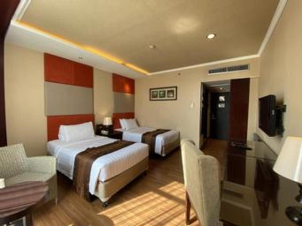 Regent'S Park Hotel Malang Exteriér fotografie